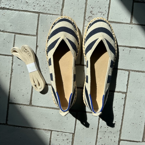 NEW Rothy’s Navy + Off-White Striped Espadrilles, Optional Ankle Ties, sz 6.5 - Picture 5 of 8